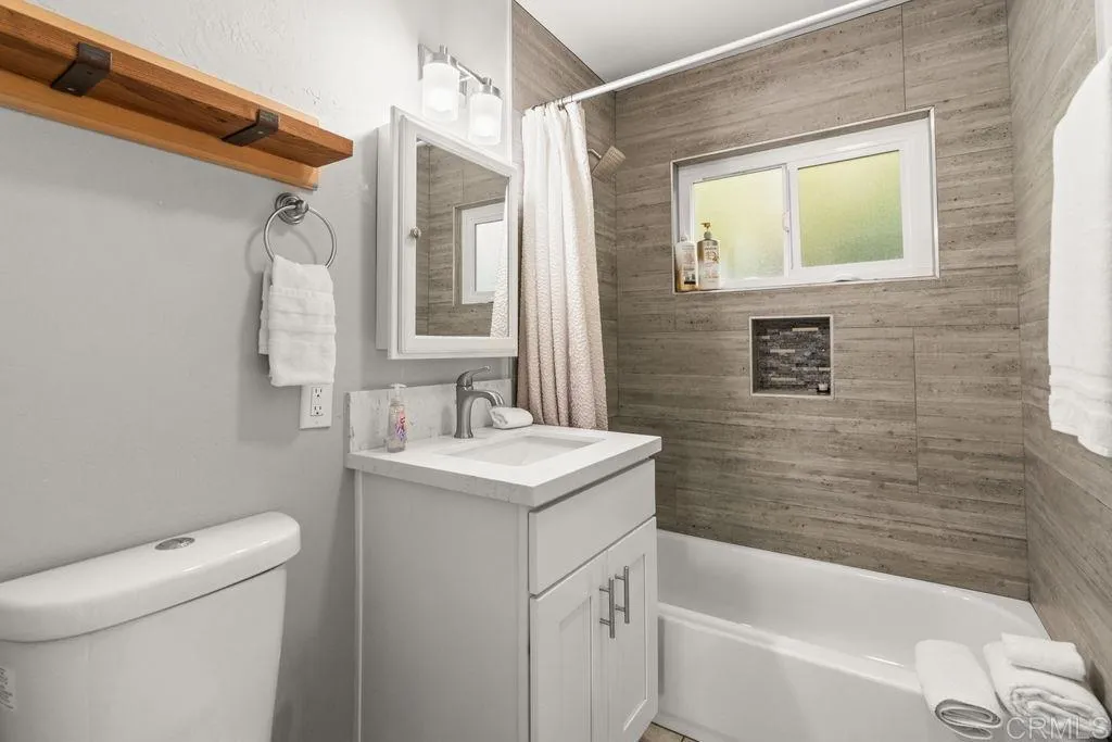 main property photo 64