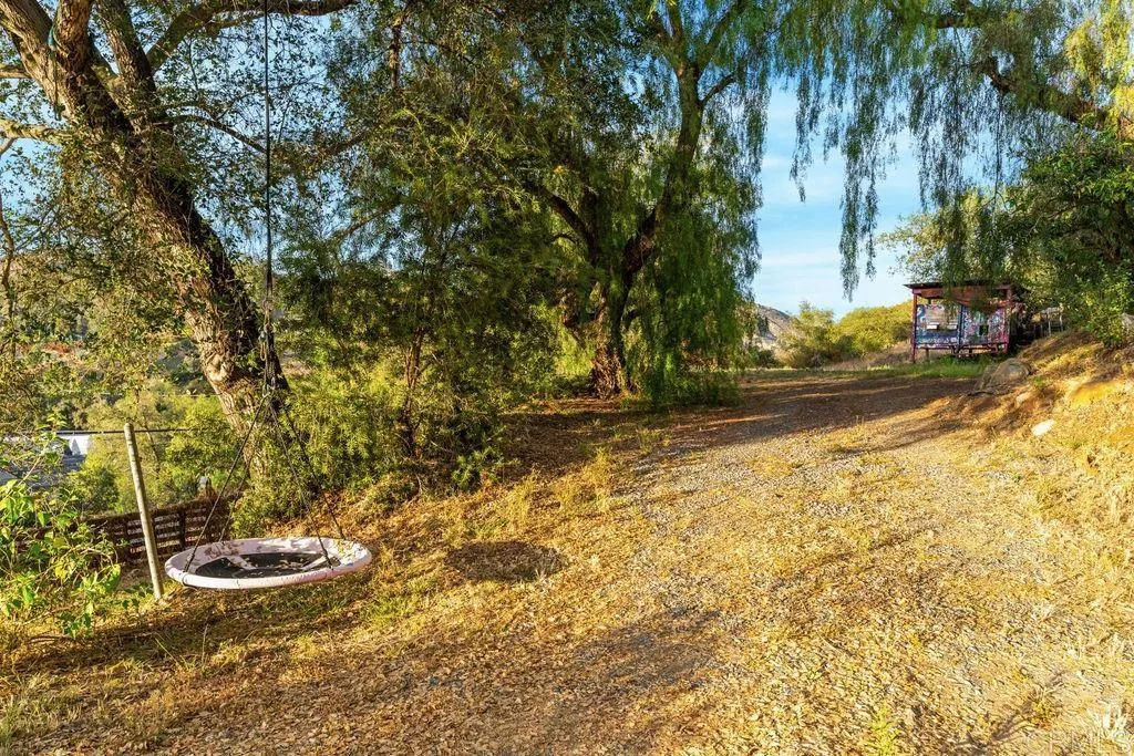 main property photo 67