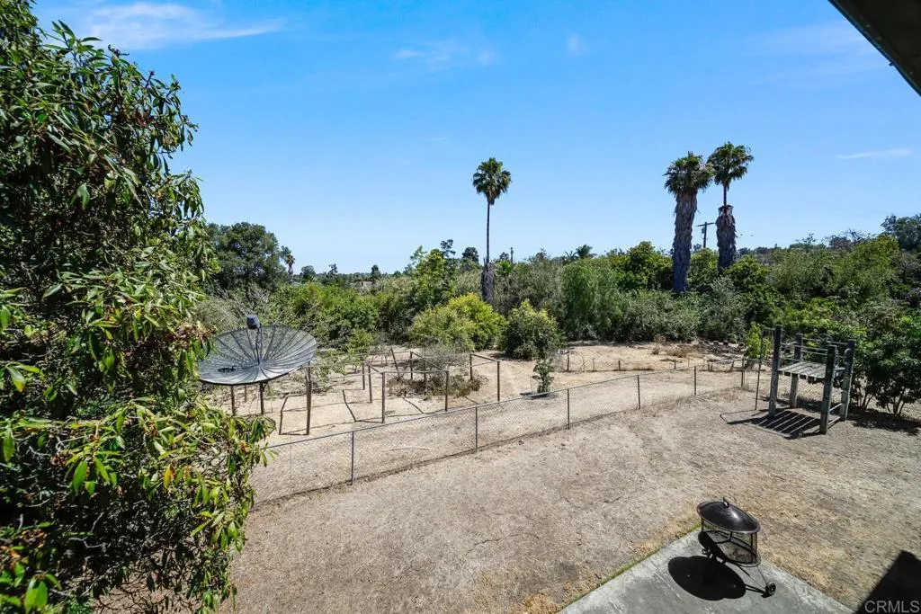 main property photo 50