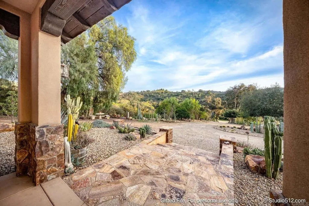 main property photo 41