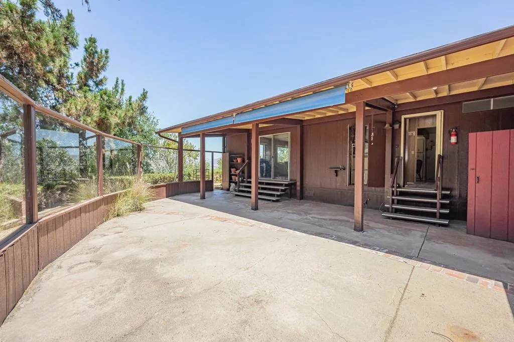 main property photo 47