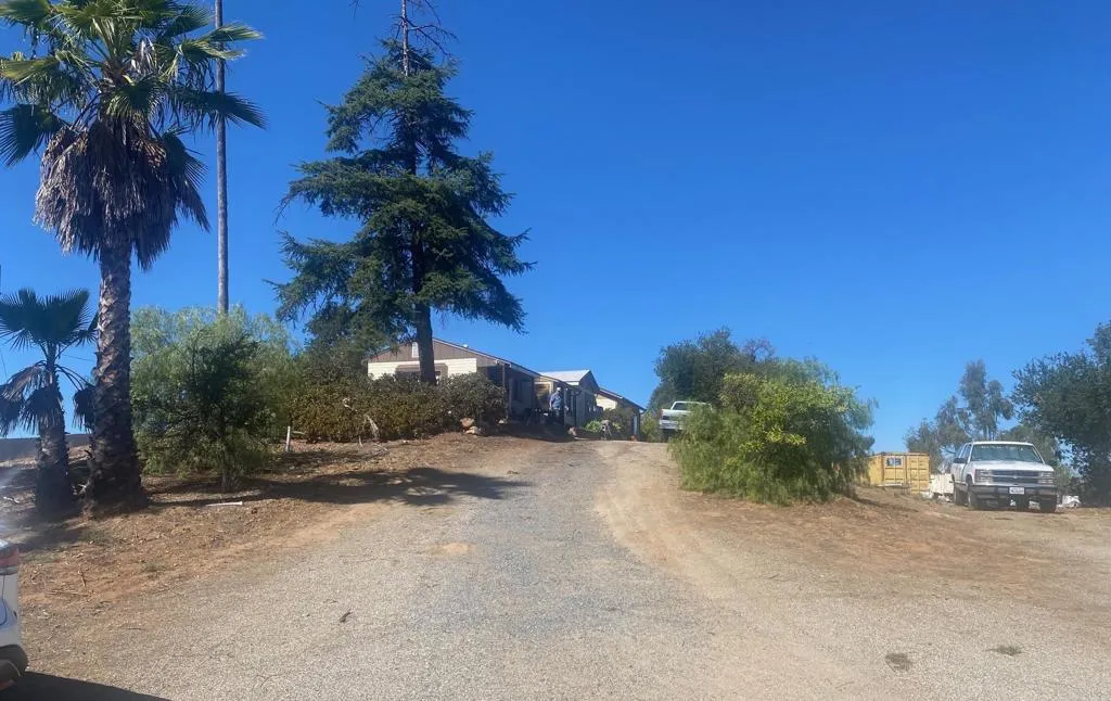 main property photo 12