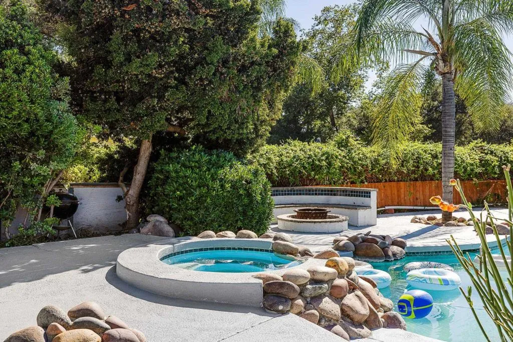 main property photo 73
