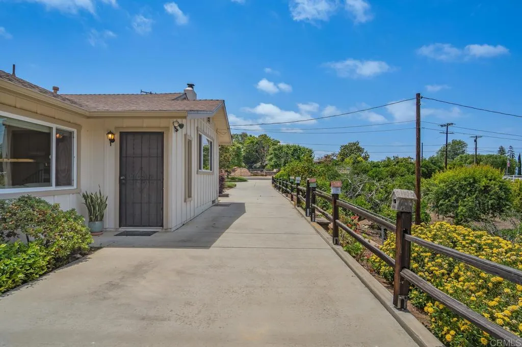 main property photo 32