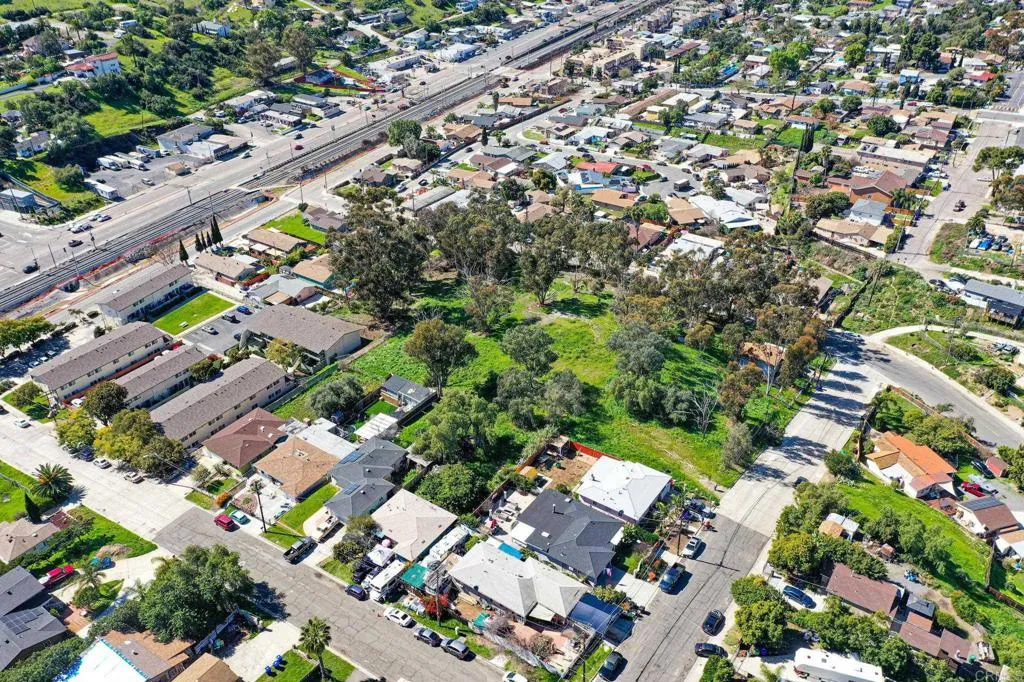 main property photo 4