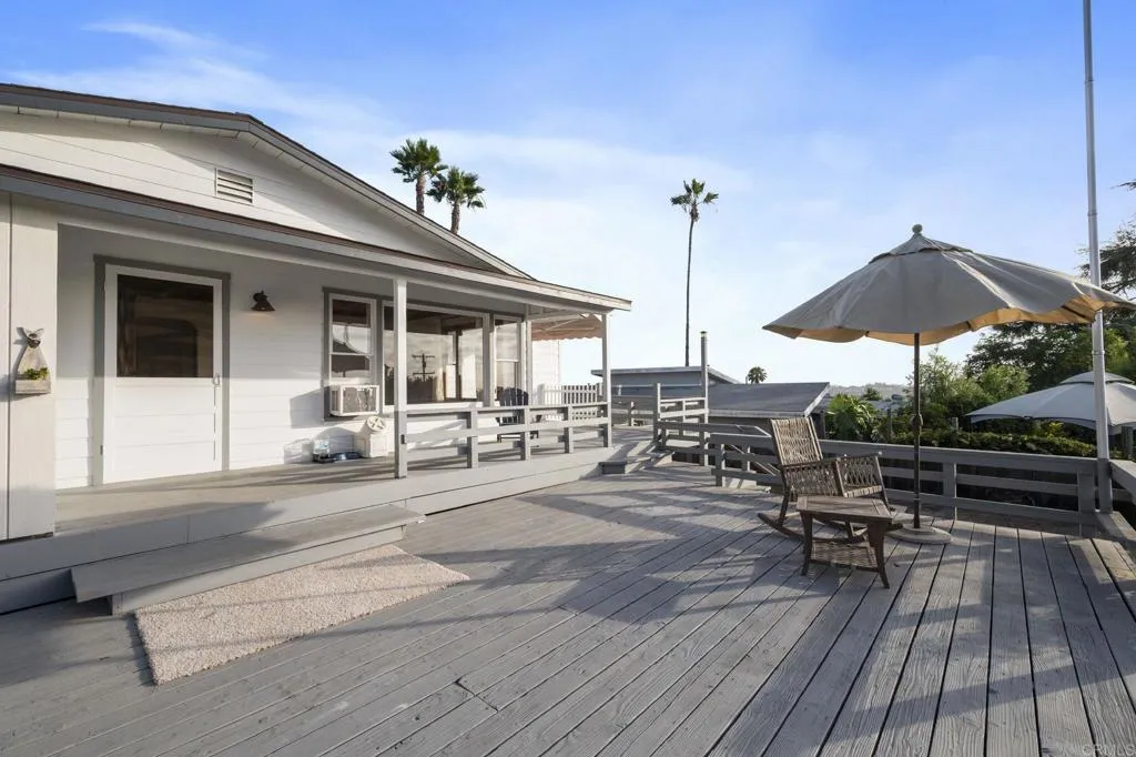 main property photo 50