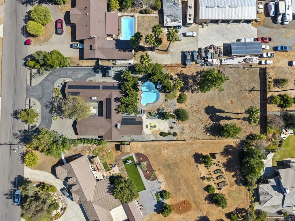 main property photo 52