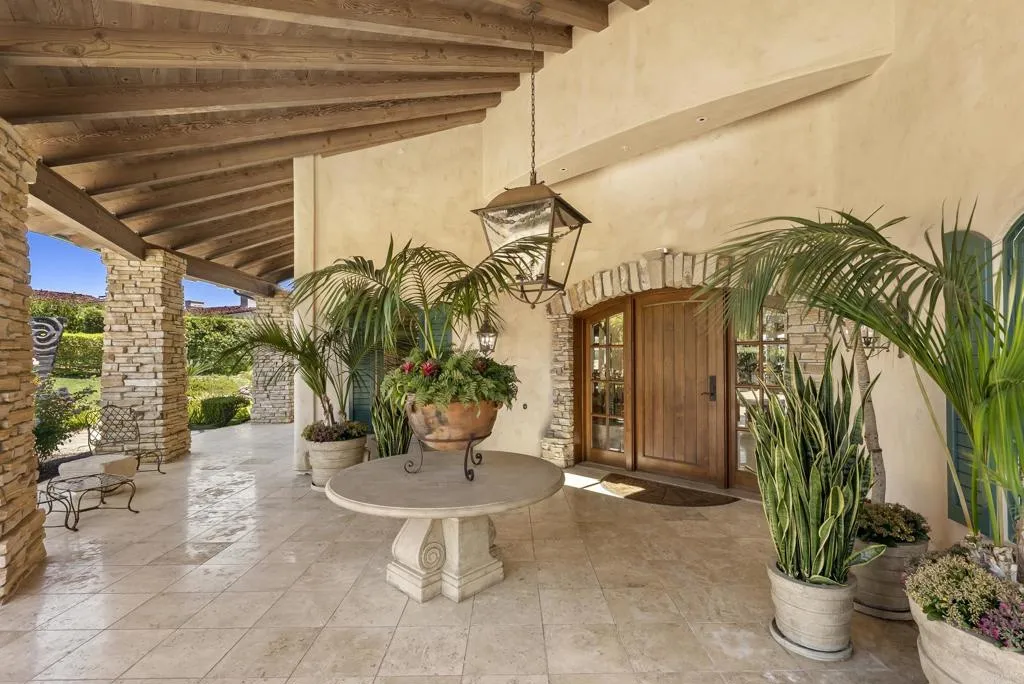 main property photo 15