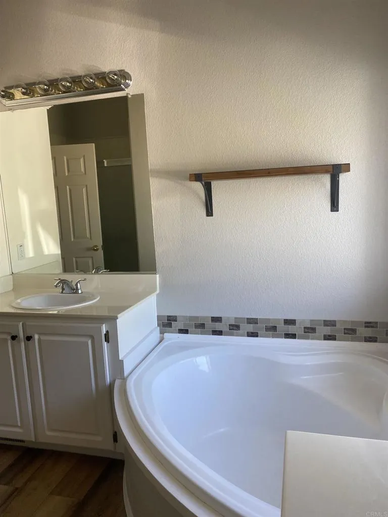 main property photo 59