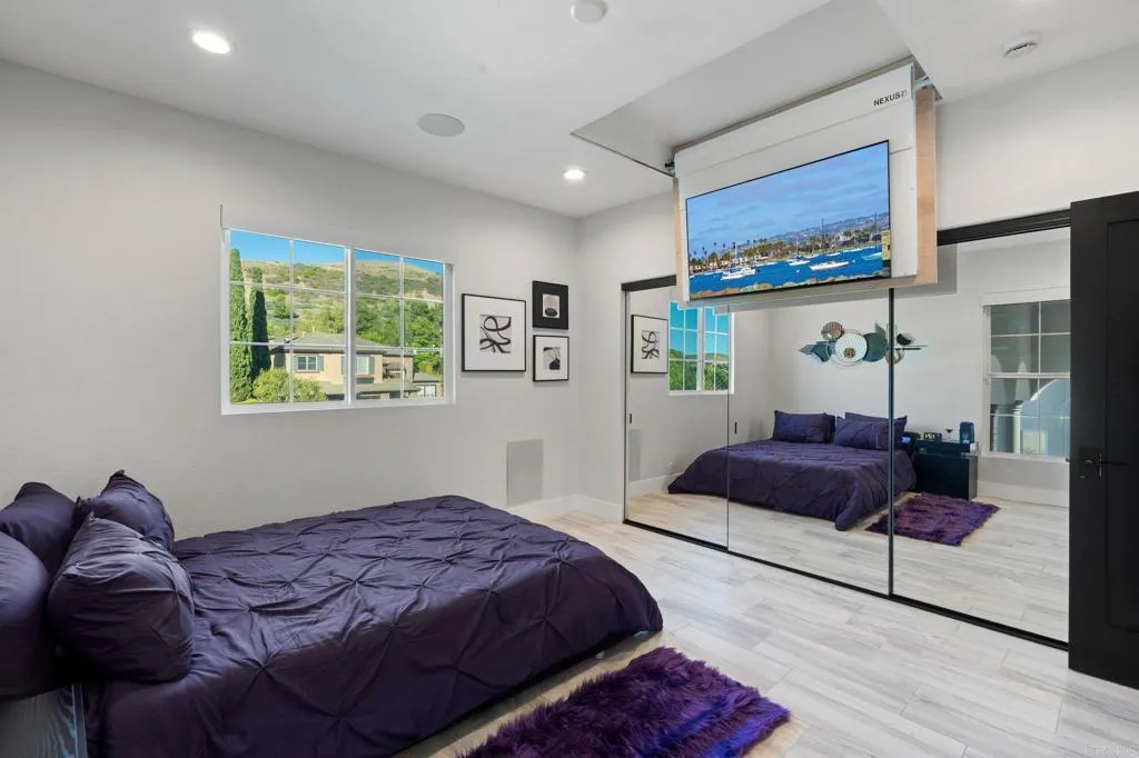 main property photo 51