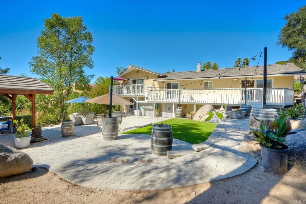 main property photo 43