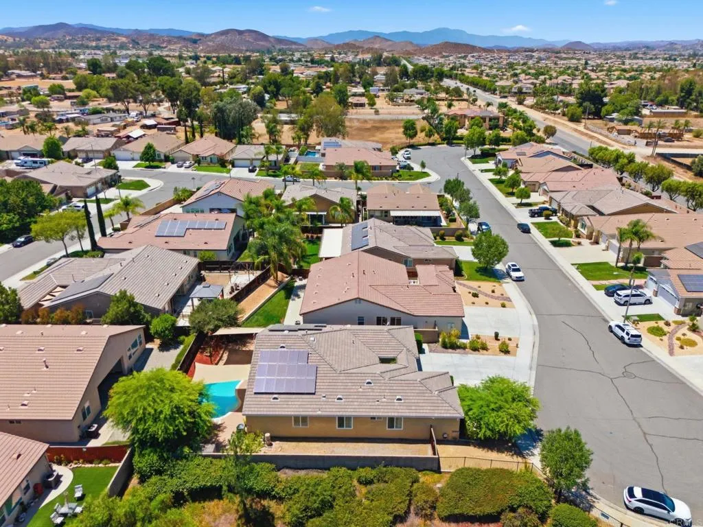main property photo 70