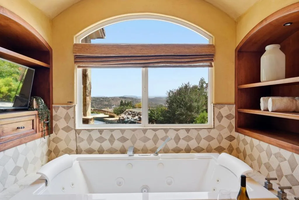 main property photo 57