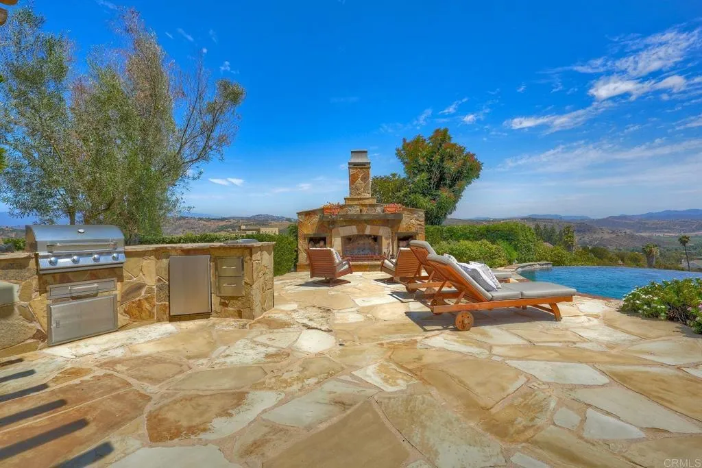 main property photo 73