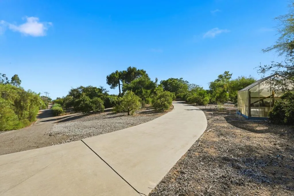 main property photo 65