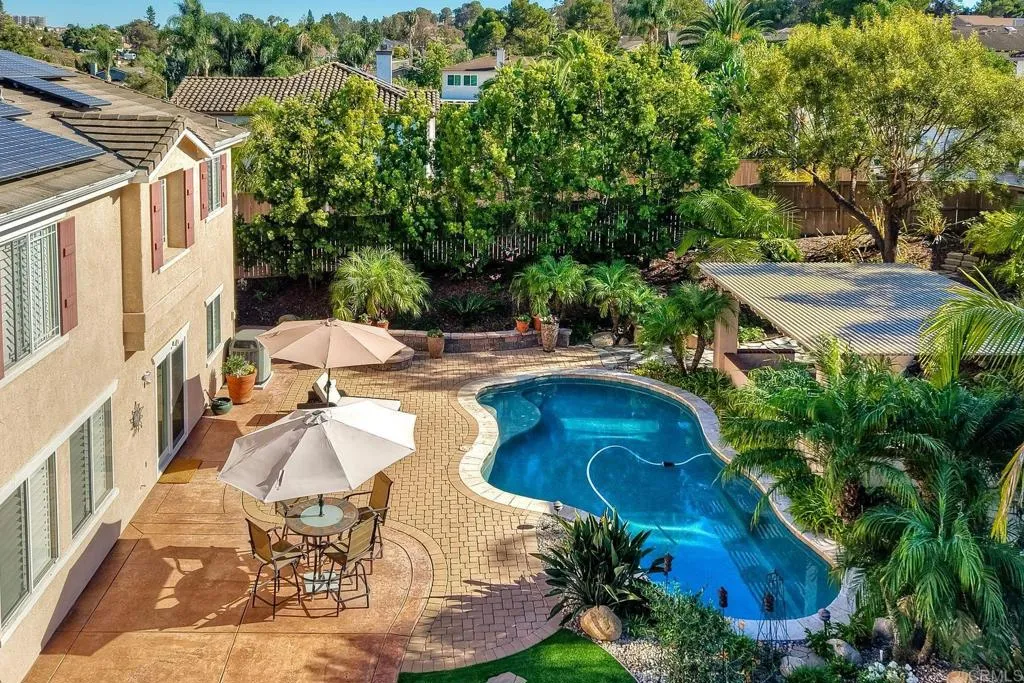 main property photo 45