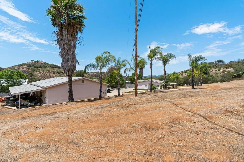 main property photo 39