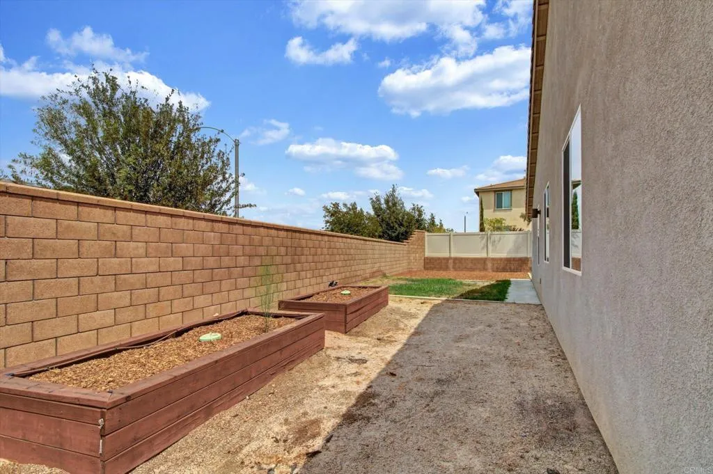 main property photo 72