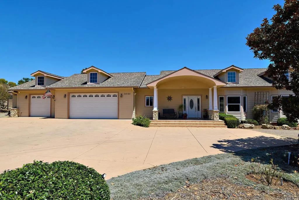 main property photo 1
