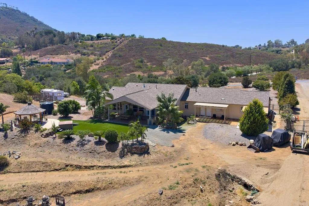 main property photo 54