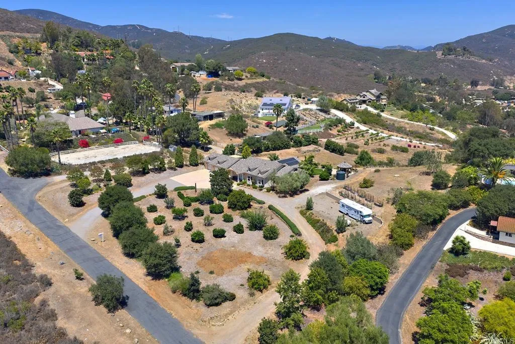 main property photo 62