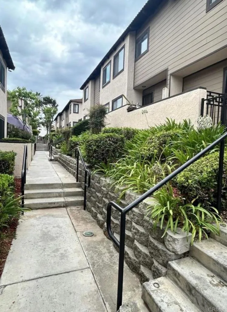property viewer photo 13