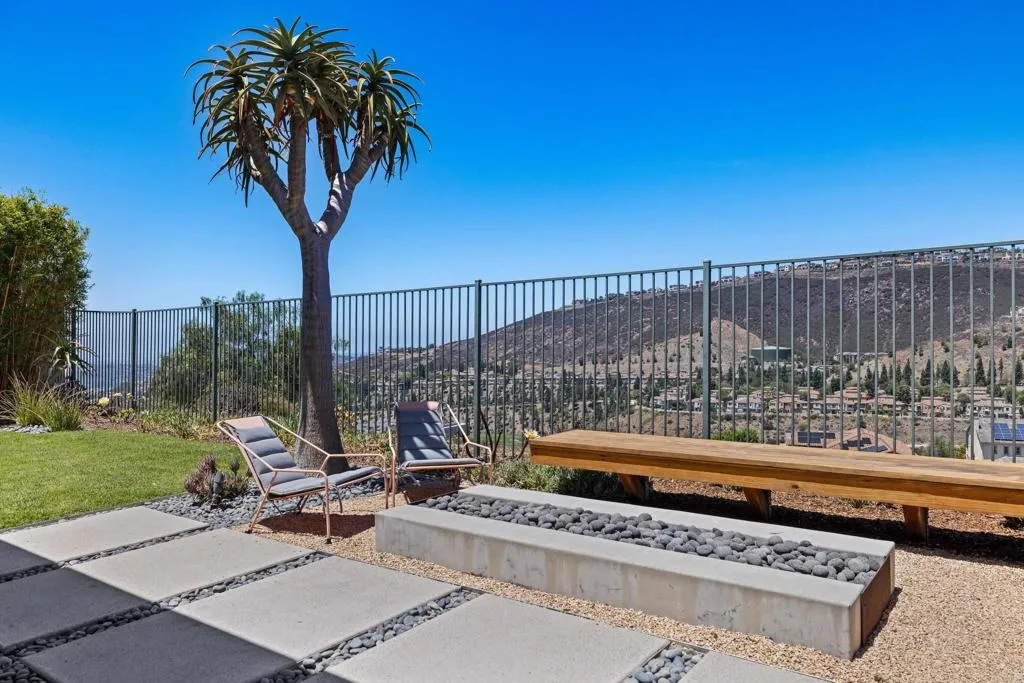 main property photo 60