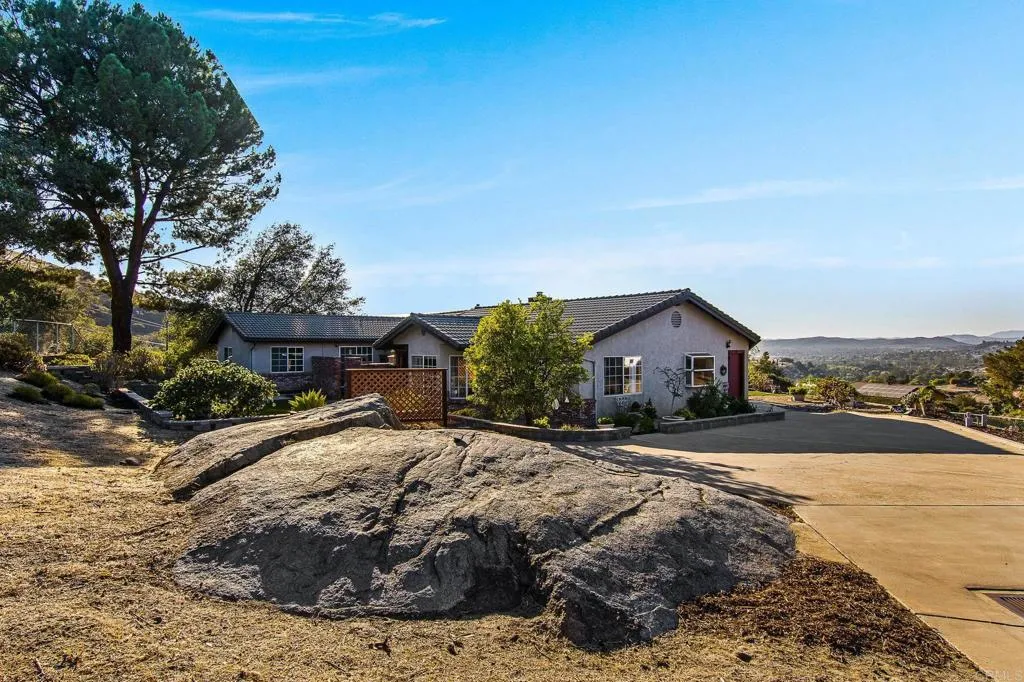 main property photo 70