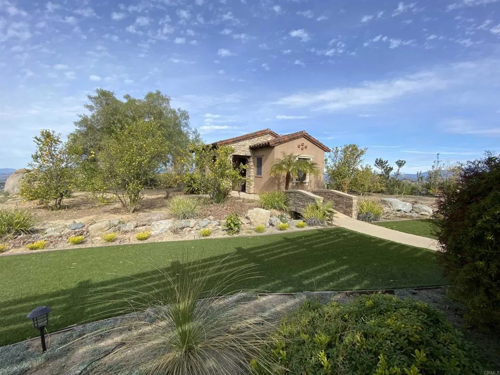 main property photo 30