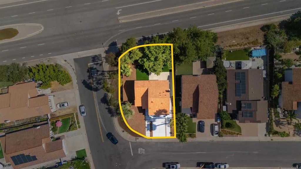 main property photo 45