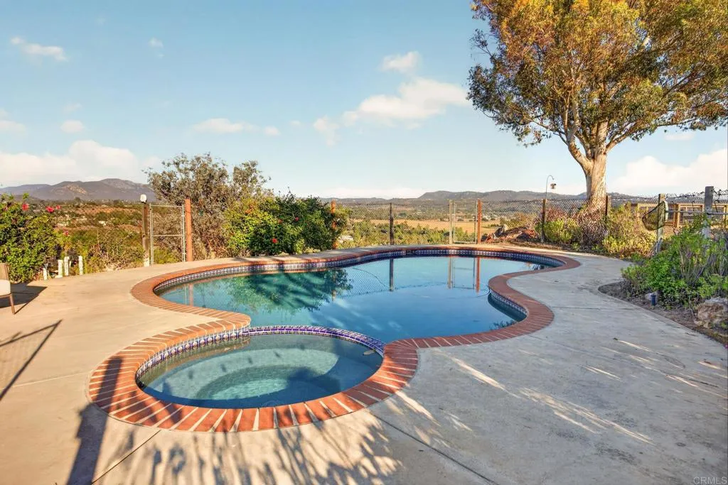 main property photo 57