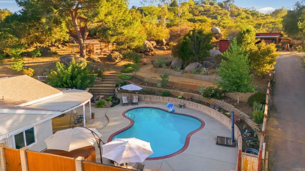 main property photo 62