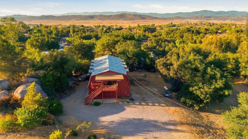 main property photo 64