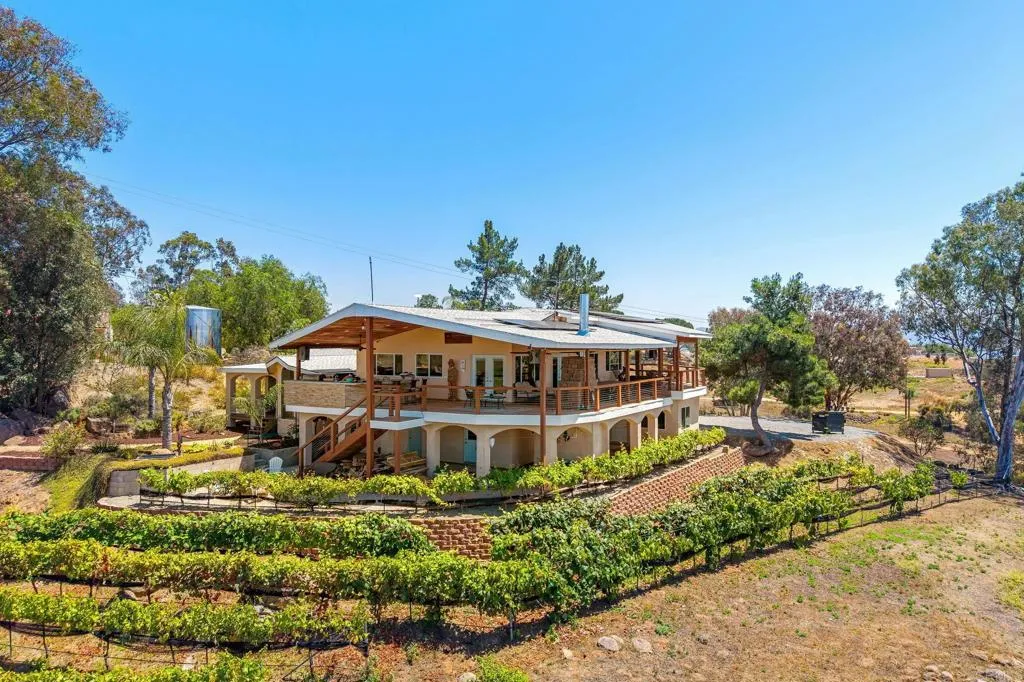 main property photo 1