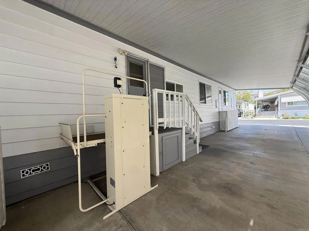 main property photo 49