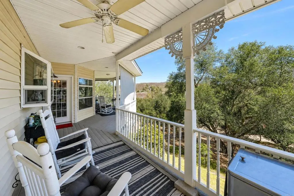 main property photo 47