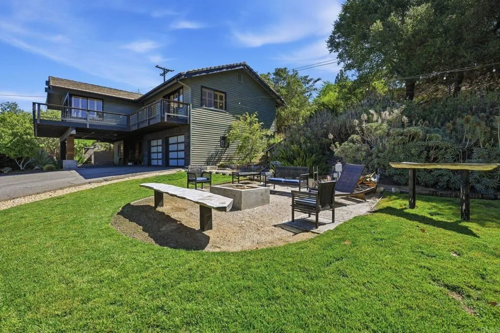 main property photo 49