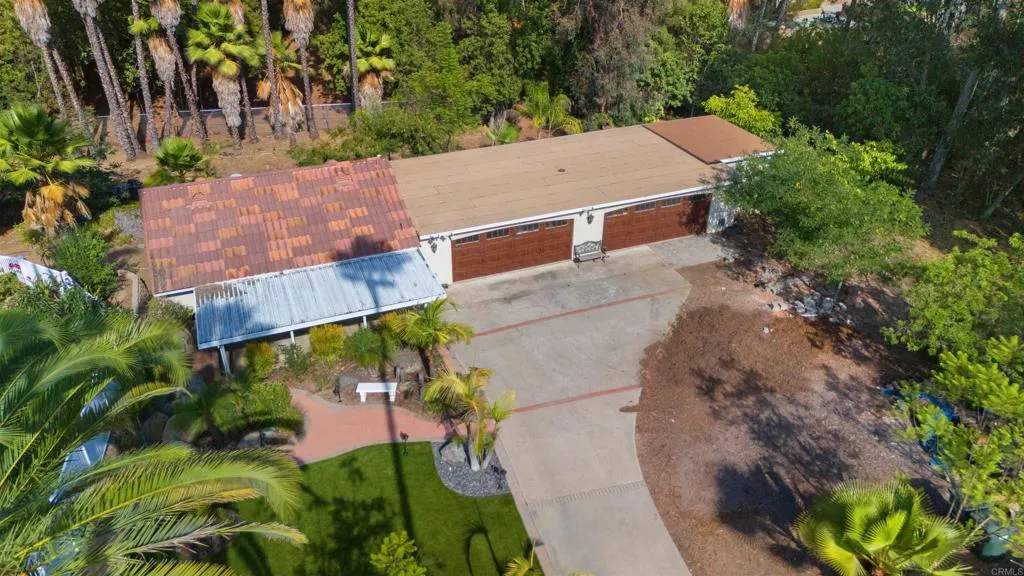 main property photo 58