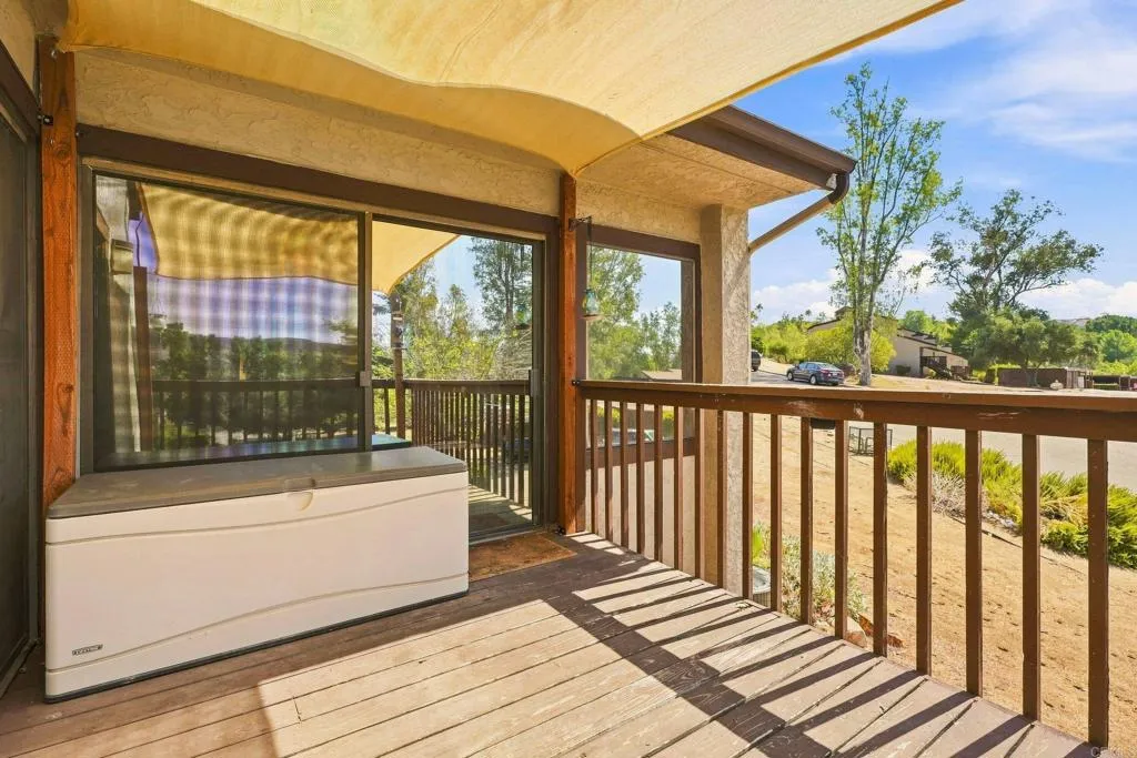 main property photo 24