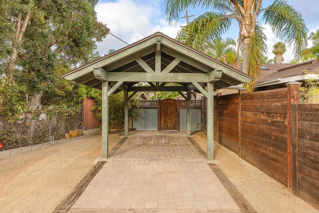 main property photo 57