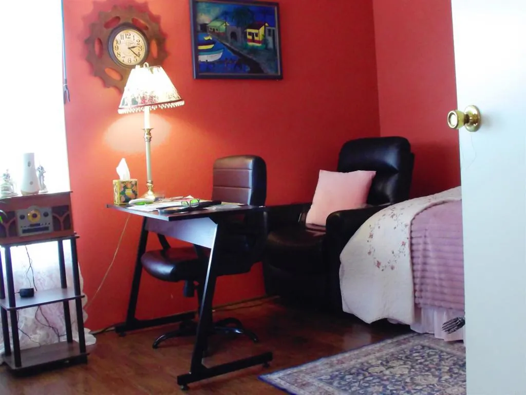 main property photo 19