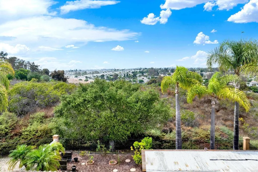 main property photo 70