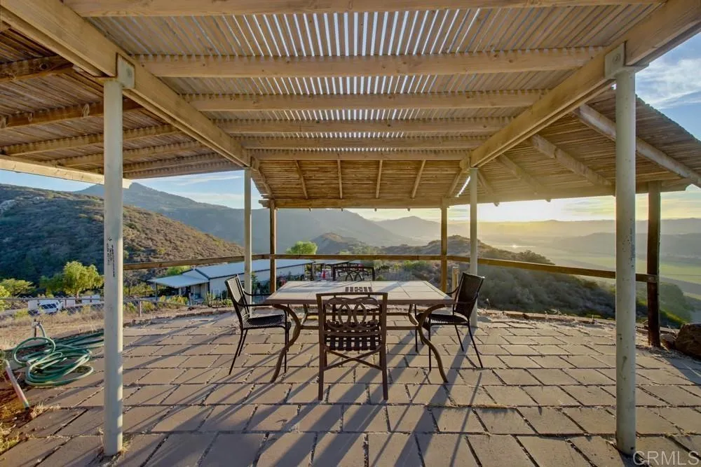 main property photo 13