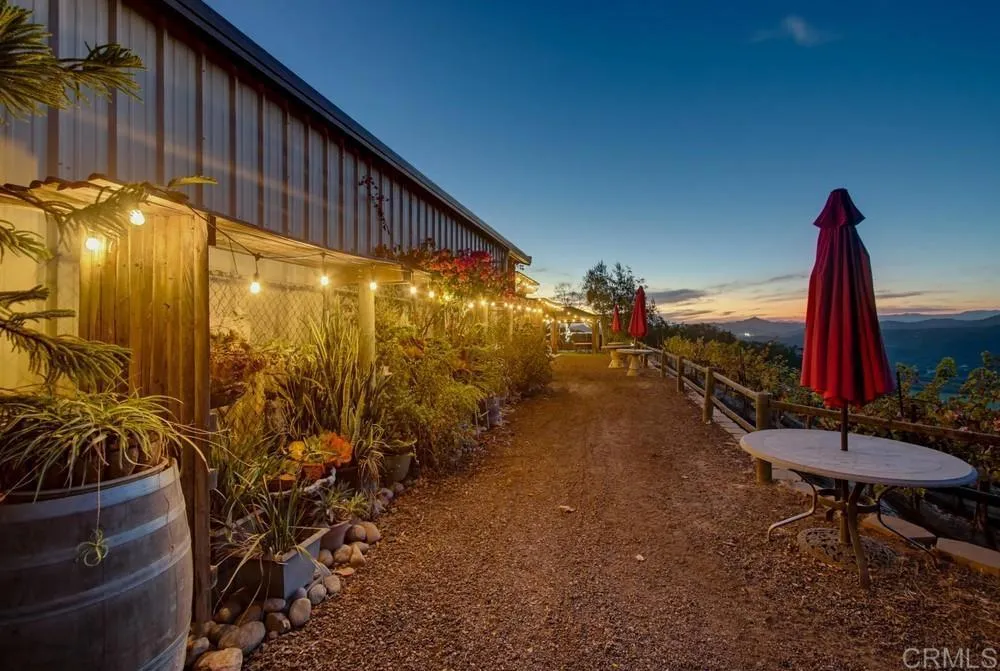 main property photo 34