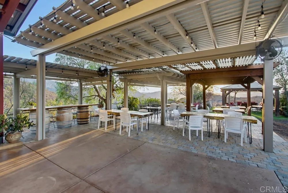 main property photo 35