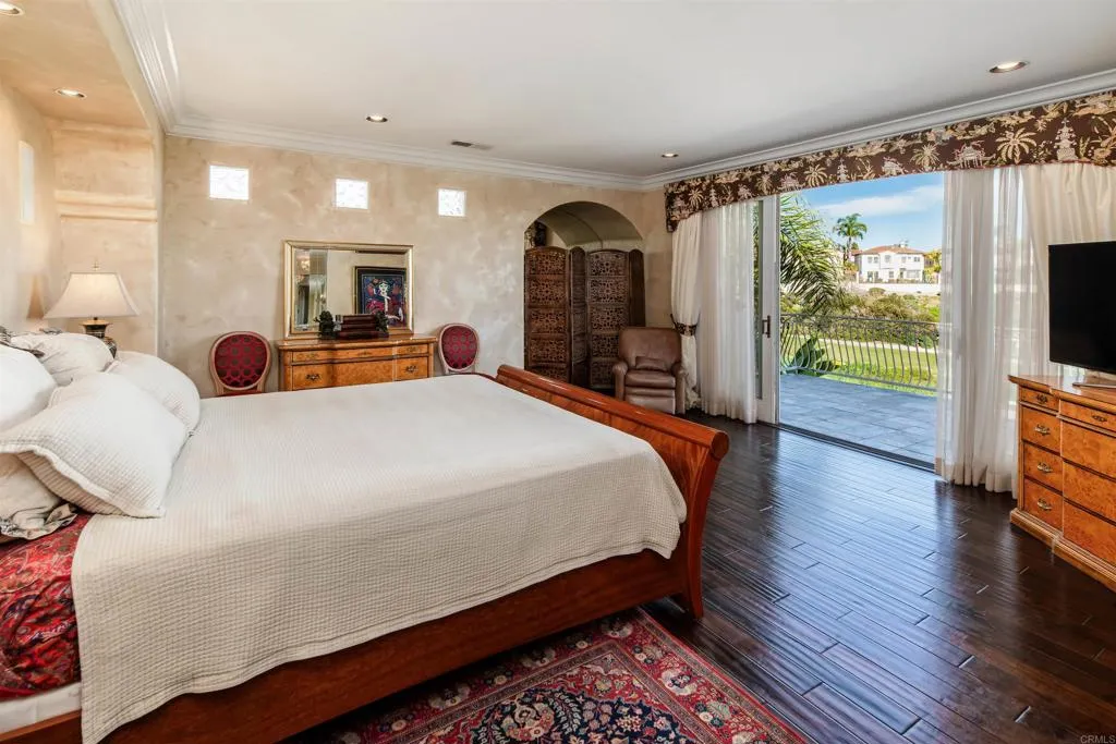 main property photo 22