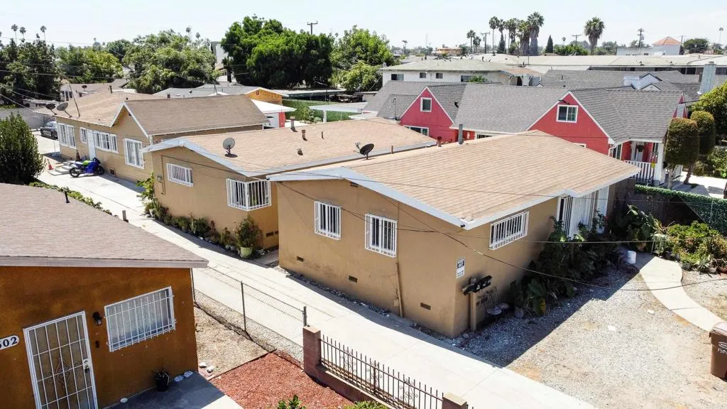 main property photo 8