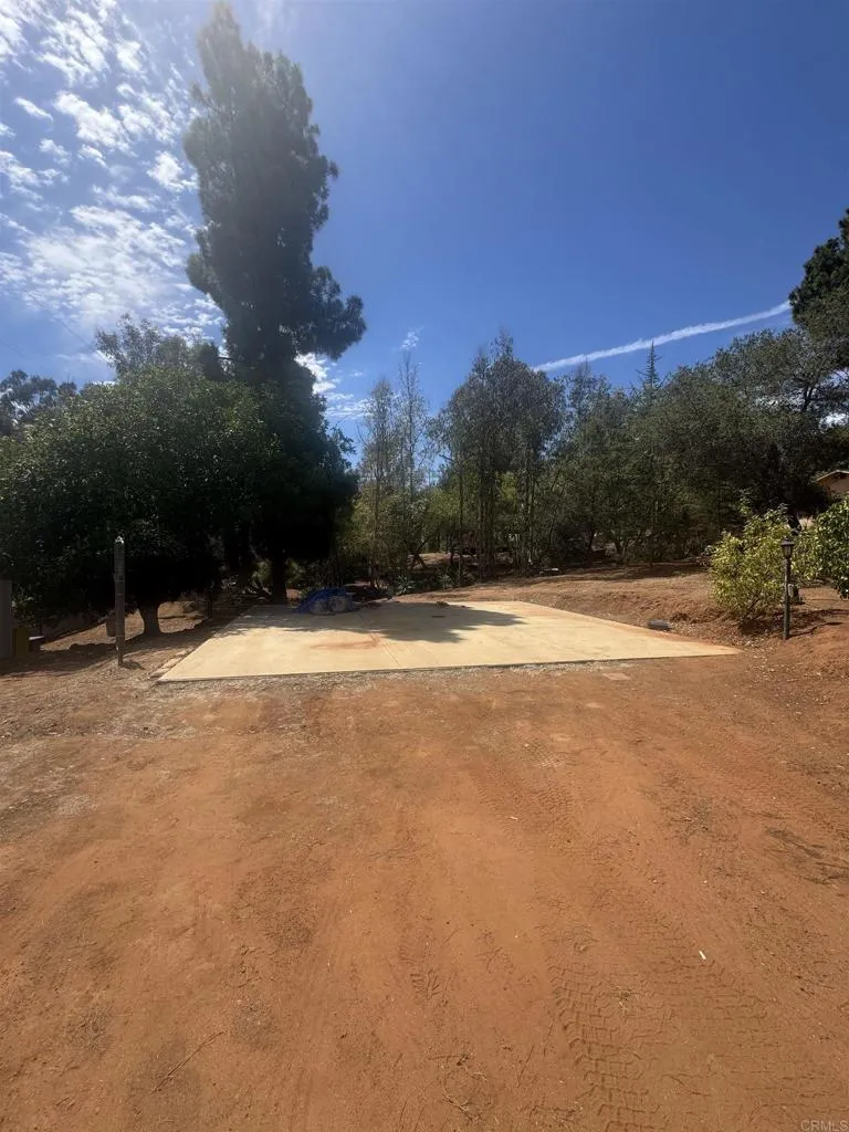 main property photo 18