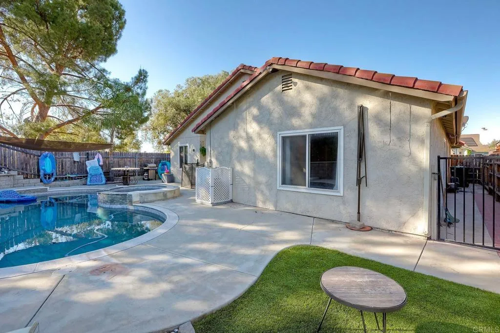 main property photo 83