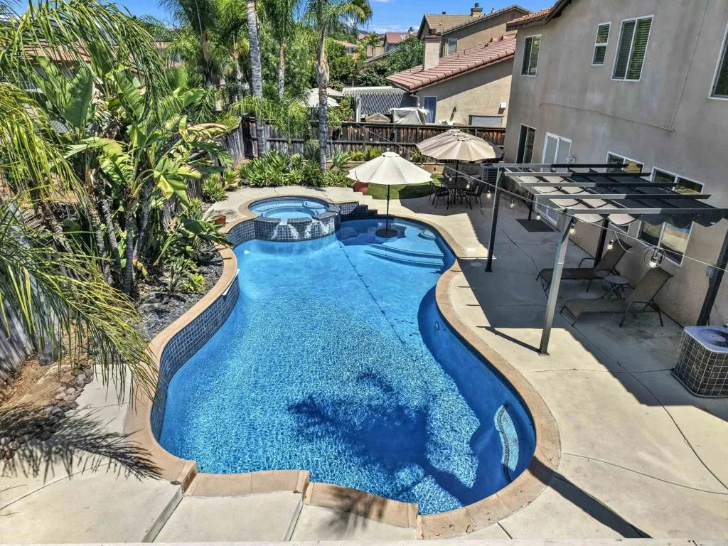 main property photo 54